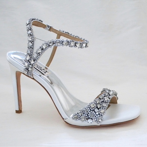 Badgley Mischka Galia Size White Satin - Picture 7 of 17